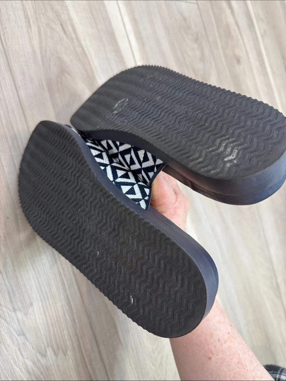 Steven New York Micah slide on platform sandal size 6.5 navy